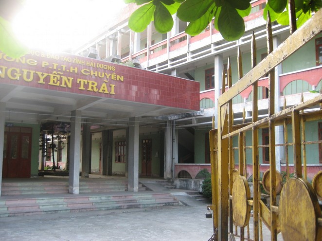 Ngôi trường chuyên Nguyễn Trãi xưa, số 14 đường Thanh Niên.